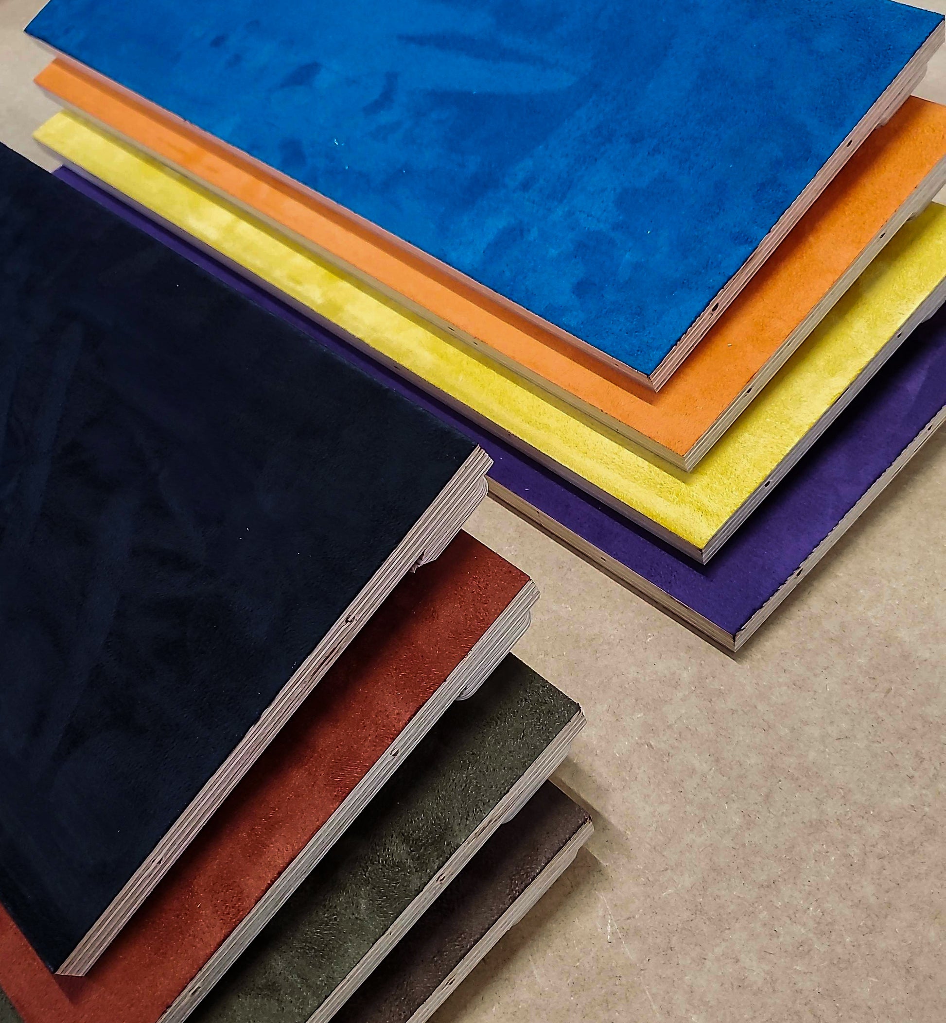 color options of fabric backing for keyboard display box 